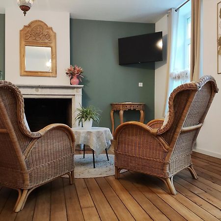 Le Relais Napoleon Bed & Breakfast Avesnes-sur-Helpe Exterior photo