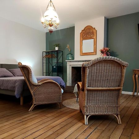 Le Relais Napoleon Bed & Breakfast Avesnes-sur-Helpe Exterior photo