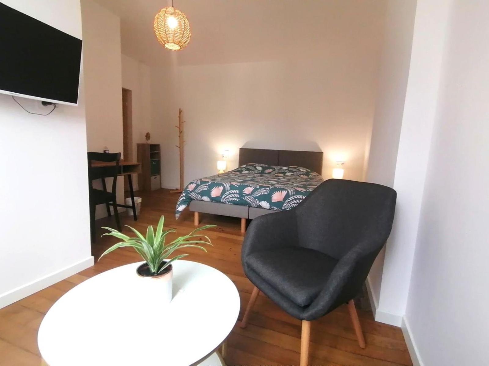 Le Relais Napoleon Bed & Breakfast Avesnes-sur-Helpe Exterior photo