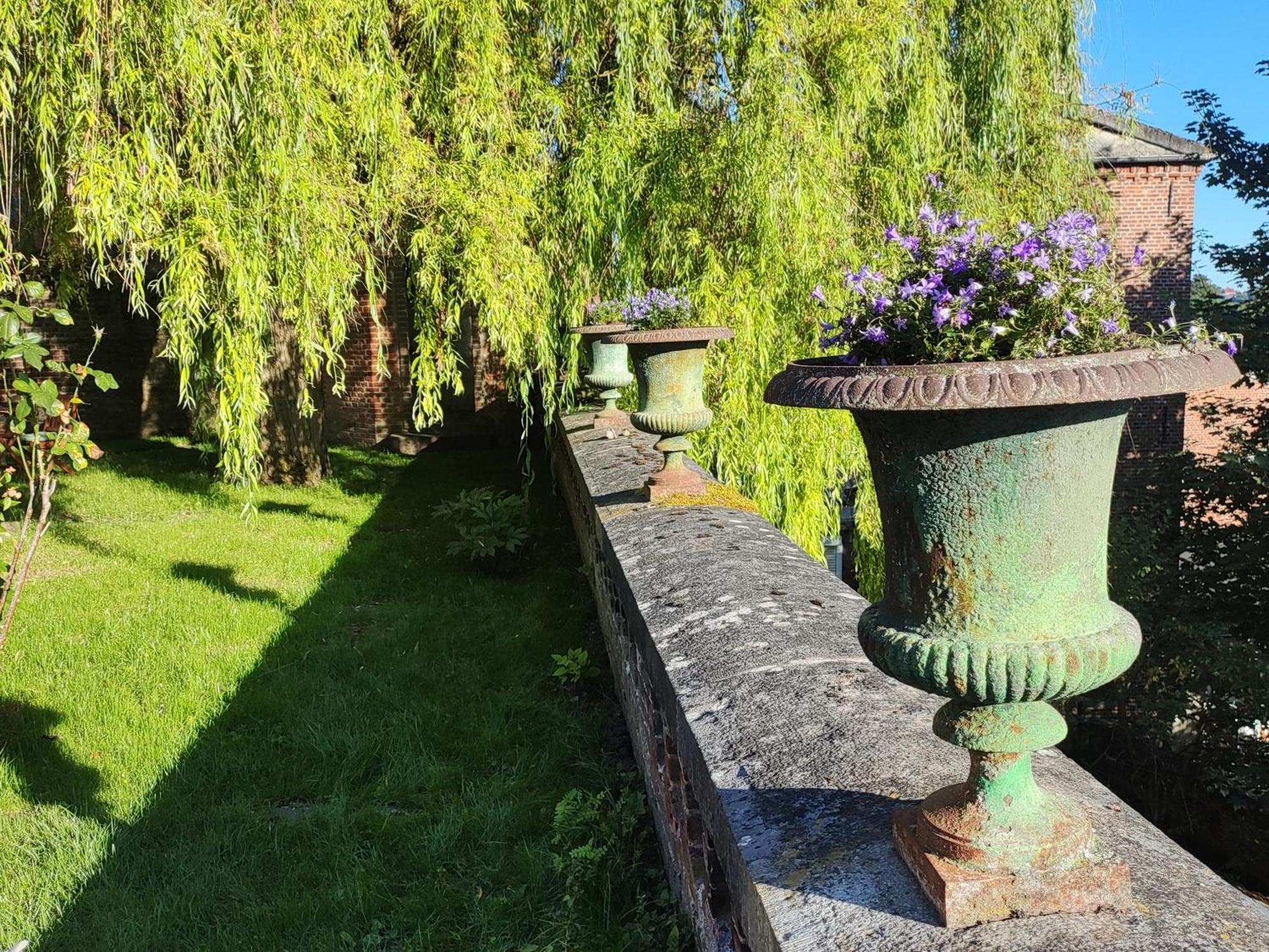 Le Relais Napoleon Bed & Breakfast Avesnes-sur-Helpe Exterior photo