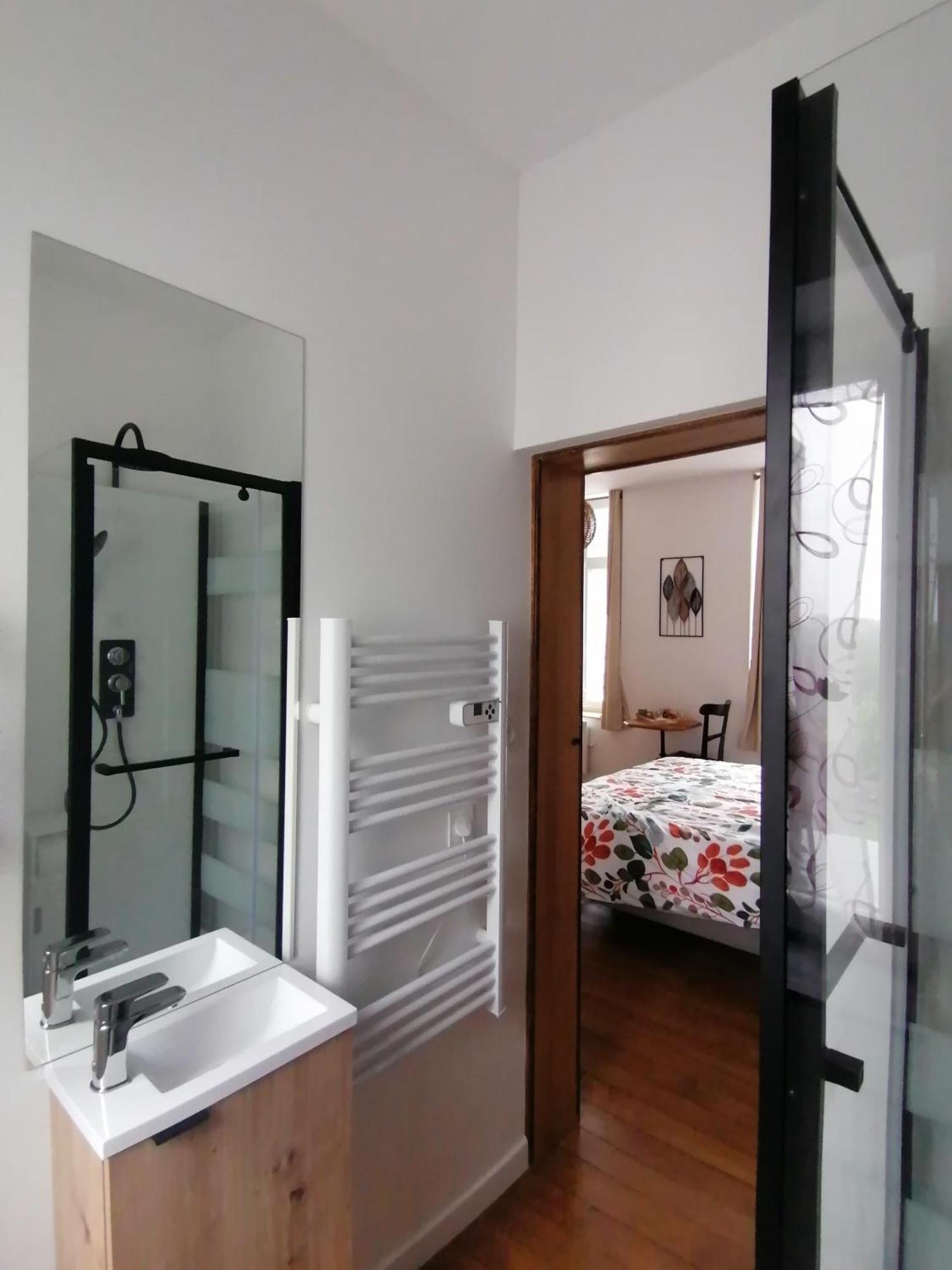 Le Relais Napoleon Bed & Breakfast Avesnes-sur-Helpe Exterior photo