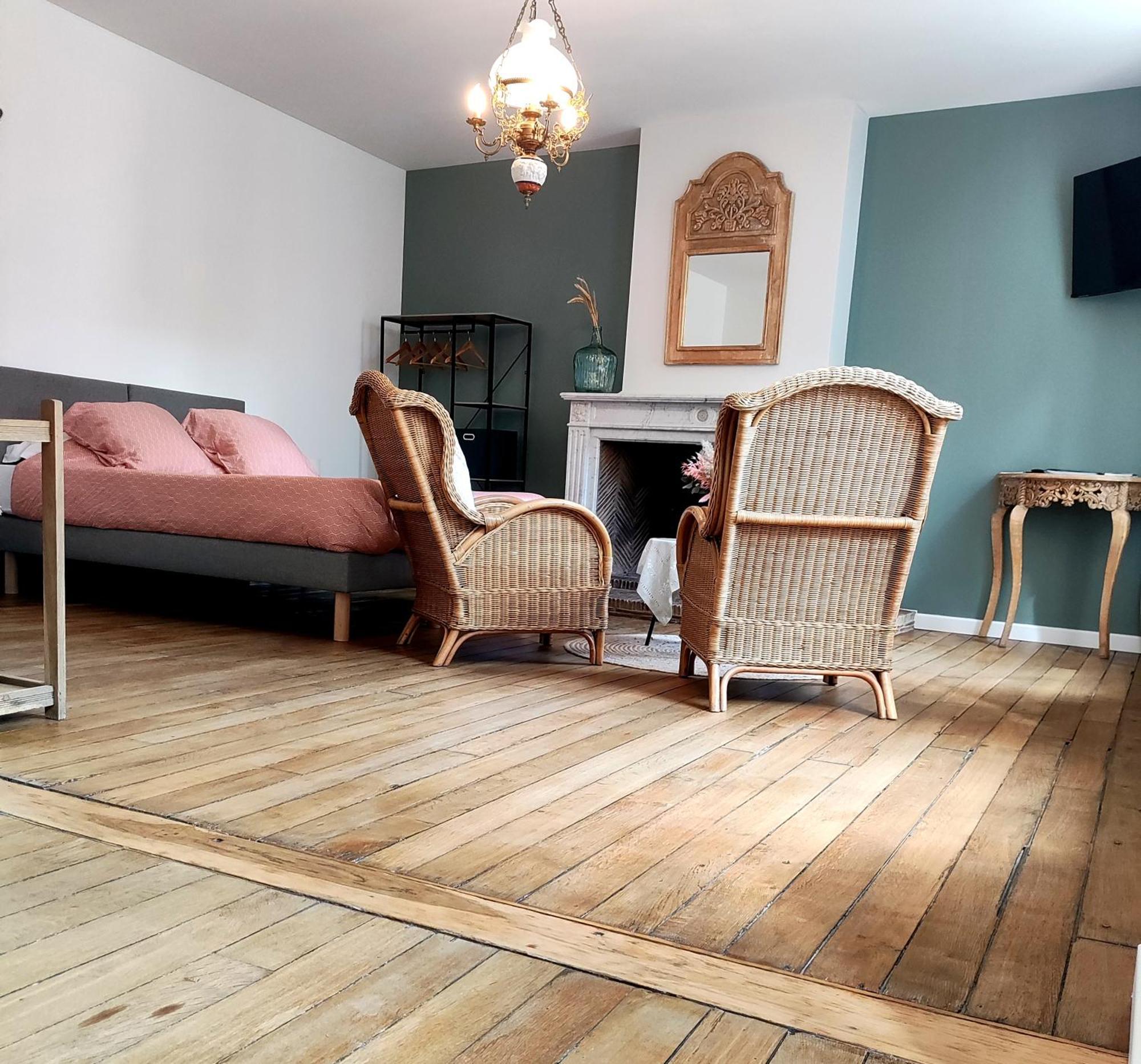 Le Relais Napoleon Bed & Breakfast Avesnes-sur-Helpe Exterior photo